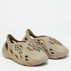 Pre Owned حذاء رياضي ييزي x أديداس رمادي/كريمي رغوي MXT مون غراي مقاس 41