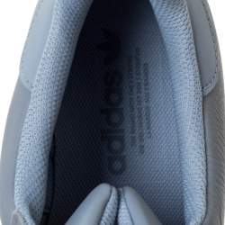 Pre Owned حذاء رياضى ييزي x اديداس باوربيس كالاباساس جلد رمادى مقاس 46.5 