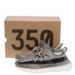 مملوكة مسبقًا حذاء رياضي ييزي x أديداس أبيض / رصاصي قطن منسوج زيون بوست 350 V2 مقاس 47.5.5