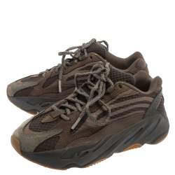 Pre Owned Yeezy x Adidas Grey Boost 700 V2 Geode Sneakers Size 38