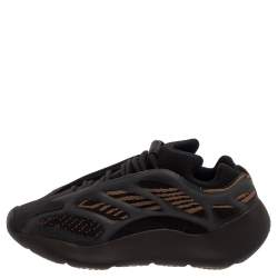 Pre Owned Yeezy x adidas Brown Polyurethane And Mesh 700 V3 Clabro Sneakers Size 38 2/3