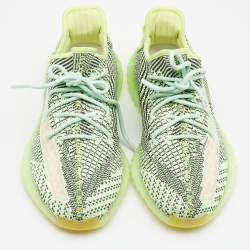 مملوكة مسبقًا حذاء رياضي ييزي x أديداس ييزريل بوست 350 ڨي2  غير عاكس قماش تريكو أصفر نيون مقاس 44 2/3