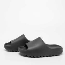 Pre Owned Yeezy x adidas Black Rubber Onyx Flat Slides Size 42