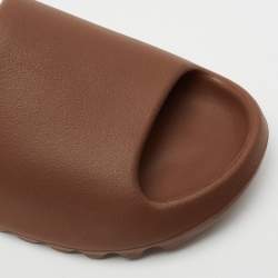 Pre Owned Yeezy x Adidas  Brown Rubber Ochre Slides  Size 43
