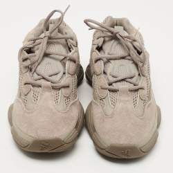 مملوكة مسبقًا Yeezy x Adidas Grey Suede and Mesh Yeezy 500 Ash Grey Sneakers Size 43 1/3