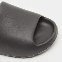 Pre Owned Adidas Black Rubber Yeezy Slide Onyx Slide Flats Size 43