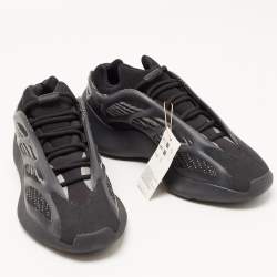 Pre Owned Yeezy x Adidas Black/Grey Knit Fabric, Mesh and Rubber Boost 700 V3 Dark Glow Sneakers Size 43 1/3