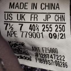 Pre Owned Yeezy x Adidas Black/Grey Knit Fabric Boost 350 V2 Carbon Sneakers Size 40 2/3