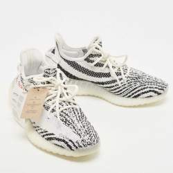 Pre Owned Yeezy x Adidas White/Black Knit Fabric Boost 350 V2 Sneakers Size 411/3