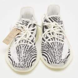 Pre Owned Yeezy x Adidas White/Black Knit Fabric Boost 350 V2 Sneakers Size 411/3