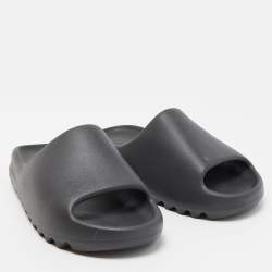 Yeezy x Adidas Black Rubber Onyx Slides Size 43