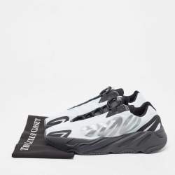 Pre Owned Yeezy x Adidas White/Black Nylon Boot 700 Mnvn Blue Sneakers Size 45 1/3