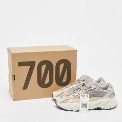 Pre Owned Yeezy x Adidas Multicolor Fabric and Leather Boost 700 V2 Cream Sneakers Size 40 2/3