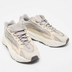 Pre Owned Yeezy x Adidas Multicolor Fabric and Leather Boost 700 V2 Cream Sneakers Size 40 2/3