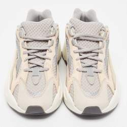Pre Owned Yeezy x Adidas Multicolor Fabric and Leather Boost 700 V2 Cream Sneakers Size 40 2/3