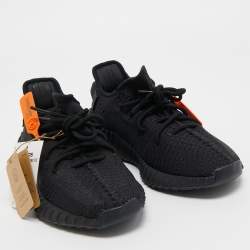 مملوكة مسبقًا Yeezy x Adidas Black Knit Fabric Boost 350 V2 Onyx Sneakers Size 39 1/3