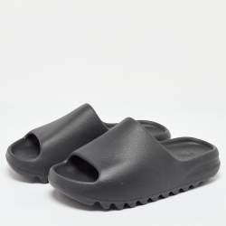 Yeezy x Adidas Black Rubber Slide Sandals 42