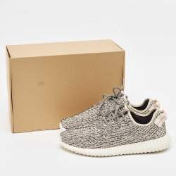 Pre Owned Yeezy x Adidas Black/Cream Knit Fabric Boost 350 V2 Lace Up Sneakers Size 46 2/3