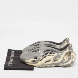 Pre Owned Yeezy x Adidas Grey/Cream Rubber Foam RNNR MXT Moon Gray Sneakers Size 43