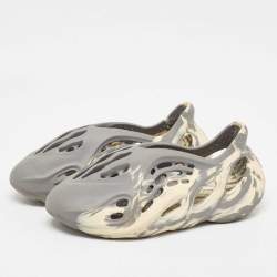 Pre Owned Yeezy x Adidas Grey/Cream Rubber Foam RNNR MXT Moon Gray Sneakers Size 43