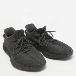 Pre Owned Yeezy x Adidas Black Knit Fabric Boost 350 V2 Black (Non-Reflective) Sneakers Size 46 2/3
