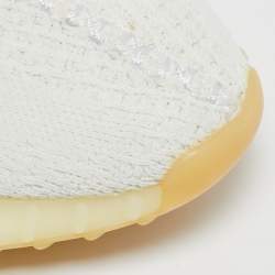 Pre Owned Yeezy x Adidas White Knit Fabric Boost 350 V2 Cream Sneakers Size 42 2/3