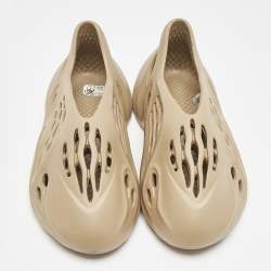 Pre Owned Yeezy x Adidas Beige Rubber Foam RNR Slip On Sneakers Size 42