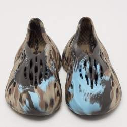 Pre Owned Yeezy x Adidas Multicolor Rubber Foam RNR Slip On Sneakers Size 39