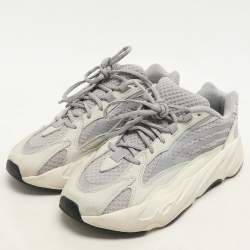 Yeezy x adidas Grey/White Cotton Knit And Nubuck Boost 700 V2 Static Sneakers Size 42 2/3