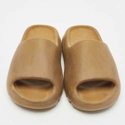 Yeezy x Adidas Brown Rubber Ochre Slides Size 37