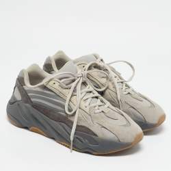 Yeezy x adidas Grey/White Suede And Nubuck Boost 700 V2 Static Sneakers Size 42 2/3