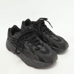 Yeezy x Adidas Black/Grey Suede And Canvas Boost 700 V2 Vanta Sneakers Size 42 2/3