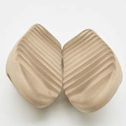 Pre Owned Yeezy x Adidas Beige Rubber Slide Flats Size 42