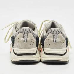 Pre Owned حذاء رياضي ييزي x أديداس بوست 700 شبك وسويدي متعدد الألوان وييف رنر مقاس 44 2/3