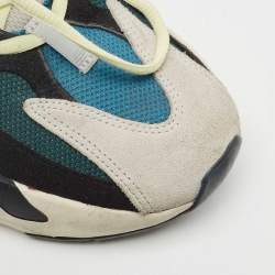 Pre Owned حذاء رياضي ييزي x أديداس بوست 700 شبك وسويدي متعدد الألوان وييف رنر مقاس 44 2/3