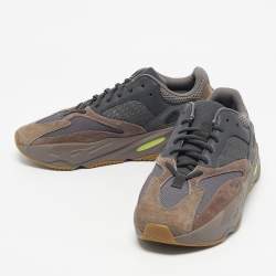 Pre Owned Yeezy x Adidas Dark Grey Suede and Mesh Boost 700 V2 Mauve Sneakers Size 44 2/3