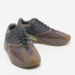 Pre Owned Yeezy x Adidas Dark Grey Suede and Mesh Boost 700 V2 Mauve Sneakers Size 44 2/3