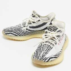Pre Owned Yeezy x Adidas White/Black Knit Fabric Boost 350 V2 Zebra Sneakers Size 39 1/3
