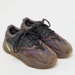 Pre Owned Yeezy x Adidas Multicolor Suede and Mesh Boost 700 Mauve Sneakers Size 40 2/3