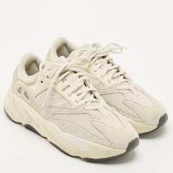 Pre Owned Yeezy x Adidas Cream Fabric and Suede Yeezy Boost 700 Lace Up Sneakers Size 40
