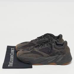 مملوكة مسبقًا Yeezy x Adidas Black Mesh and Suede Yeezy 700 Lace Up Sneakers Size 44