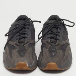 مملوكة مسبقًا Yeezy x Adidas Black Mesh and Suede Yeezy 700 Lace Up Sneakers Size 44