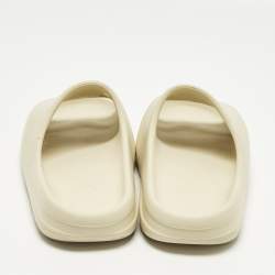 مملوكة مسبقًا Yeezy x Adidas Bone Size 46 Cream Rubber Slide Sandals