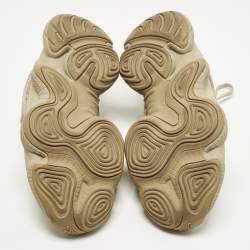 مملوكة مسبقًا حذاء رياضي ييزي x أديداس شبكي وبني من الجلد المدبوغ تاوبيه فاتحة مقاس 40 2/3