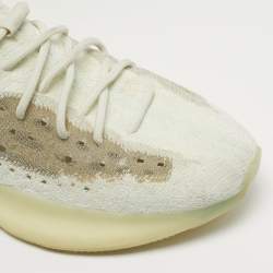 مملوكة مسبقًا حذاء رياضي ييزي x أديداس كالسيت غلو بوست 380 قماش تريكو أبيض مقاس 42