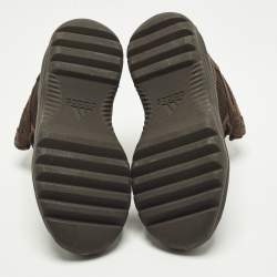 مملوكة مسبقًا حذاء رياضي ييزي x أديداس بني جلد طبيعي صحراوي مقاس 44