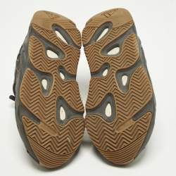 مملوكة مسبقًا حذاء رياضي ييزي x أديداس سويدي أس ود وشبكي بوست 700 يوتيليتي أسود مقاس 42