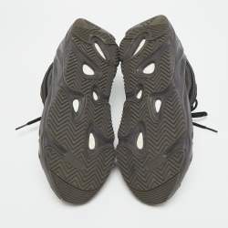 Pre Owned Yeezy x Adidas Boost 700 V2 Size 44 Black Knit Fabric and Suede Vanta Low Top Sneakers