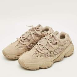 Pre Owned حذاء رياضي ييزي x أديداس شبكي وبني من الجلد المدبوغ تاوبيه فاتحة مقاس 40 2/3