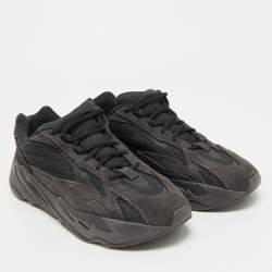 Pre Owned Yeezy x Adidas Boost 700 V2 Vanta Size 44 Black/Grey Canvas Suede Low Top Sneakers